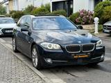 BMW 520 d Touring Pano Softclose Leder Großes Navi - BMW 5er Reihe Gebrauchtwagen in Frankfurt