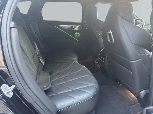 BMW Xm – Bild 11