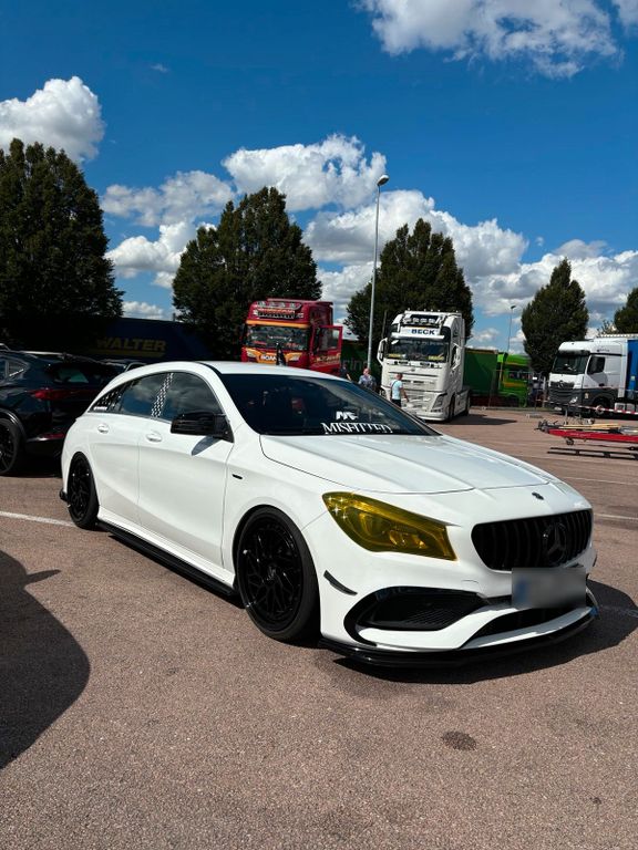 Image of Mercedes-Benz CLA 200 Shooting Brake