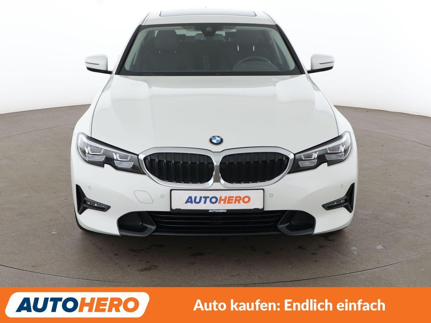 BMW 320i Sport Line Aut.*NAVI*LED*TEMPO*PDC*CAM*