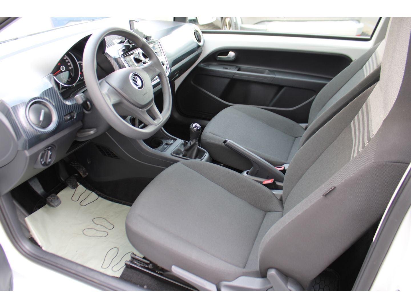 Fahrzeugabbildung Volkswagen up! Basis Klima SHZg GJR Bluetooth Freispr. Radi