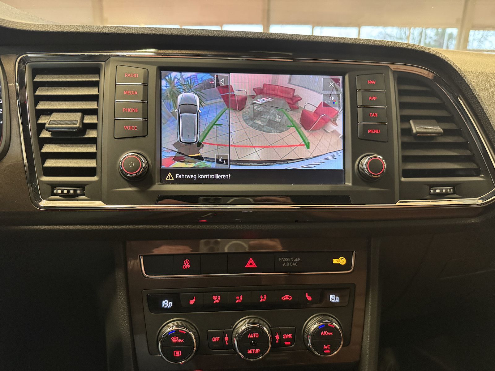 Fahrzeugabbildung SEAT Ateca Xcellence 4Drive/LED/Navi/ACC/Spur/Cam
