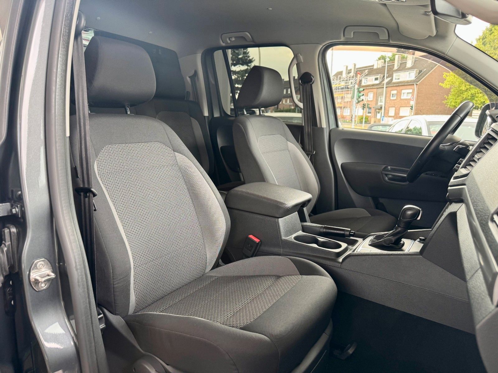 Fahrzeugabbildung Volkswagen Amarok DoubleCab 4Motion DSG/Navi/Kamera/1.Hand