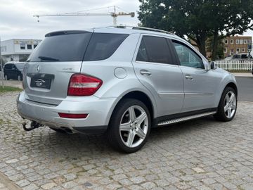 Mercedes ML 350 - 4