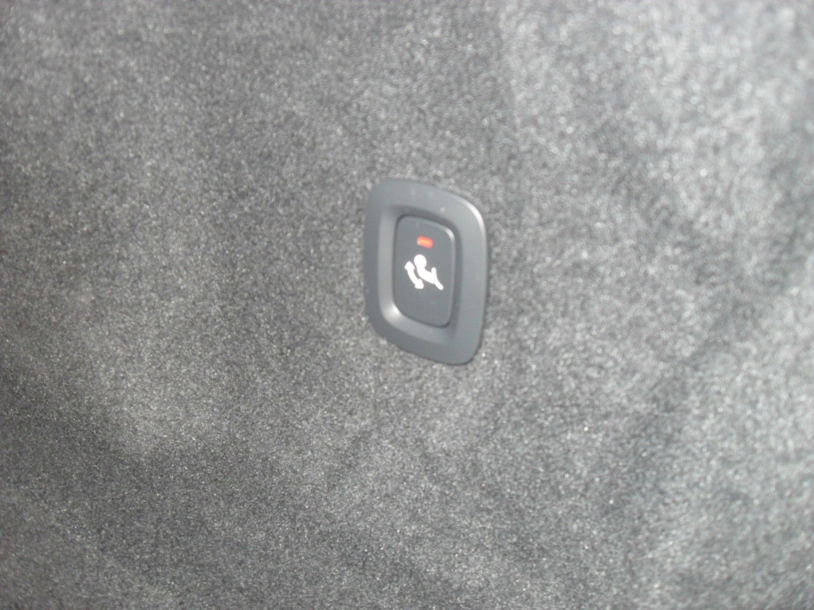 Fahrzeugabbildung Volvo XC 60 B5 Ultra Black Edition AWD |