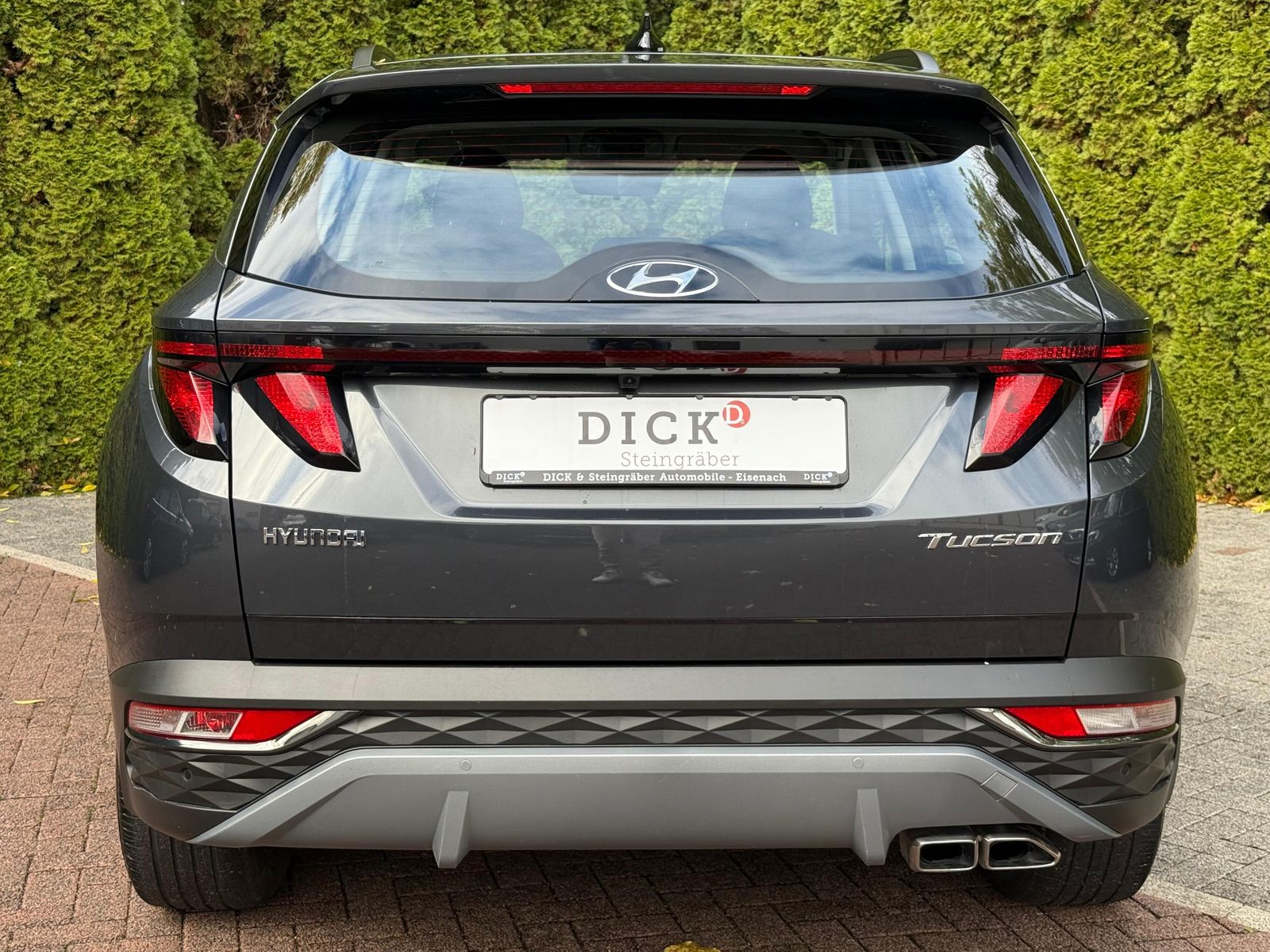 Fahrzeugabbildung Hyundai Tucson 1.6 T-GDI DCT 2WD LED+SHZ+KAM+CARPLAY+DAB