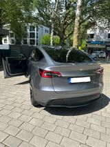 Tesla Model Y Long Range Dual Motor AWD Long Range - Tesla Model Y aus 2023