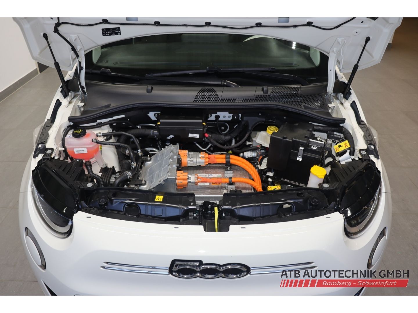 Fahrzeugabbildung Fiat 500e 23,8 kWh Basis 98,8% SOH Klimaautom
