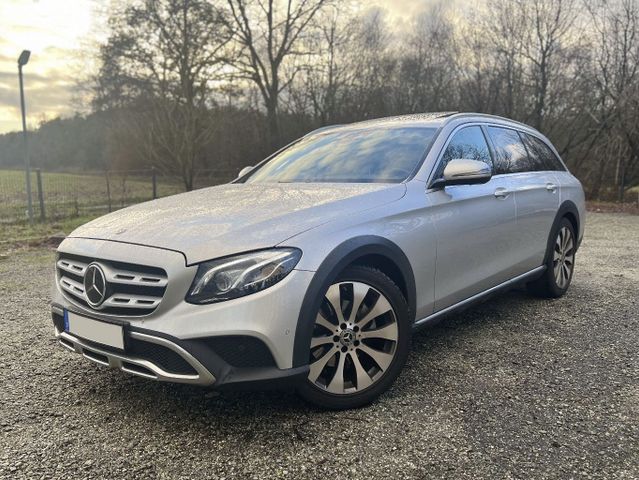 Mercedes-Benz E 220 d 4M All-Terrain WIDES HUD LED 360 S.Belüf