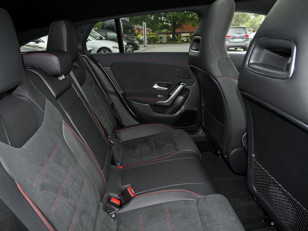Mercedes-Benz CLA 200 SB AMG KAMERA PANO TEMPO SHZ AHK NIGHT, миниатюра 14