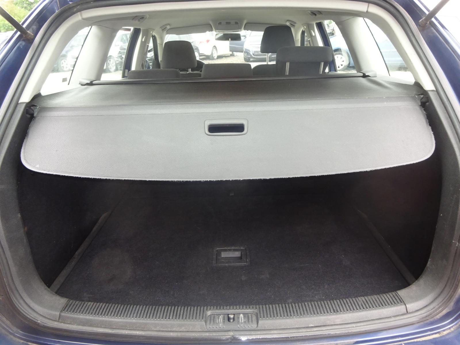 Volkswagen Golf 2010 — photo 10