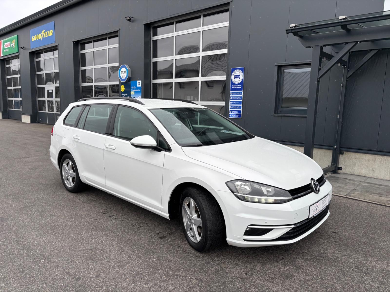 Volkswagen Golf VII Variant 2.0 TDI*1.Hand*top Zustand*AHK
