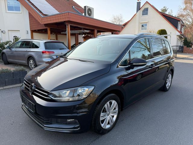 Volkswagen Touran 1.6 TDI DSG Navi 7 Sitze