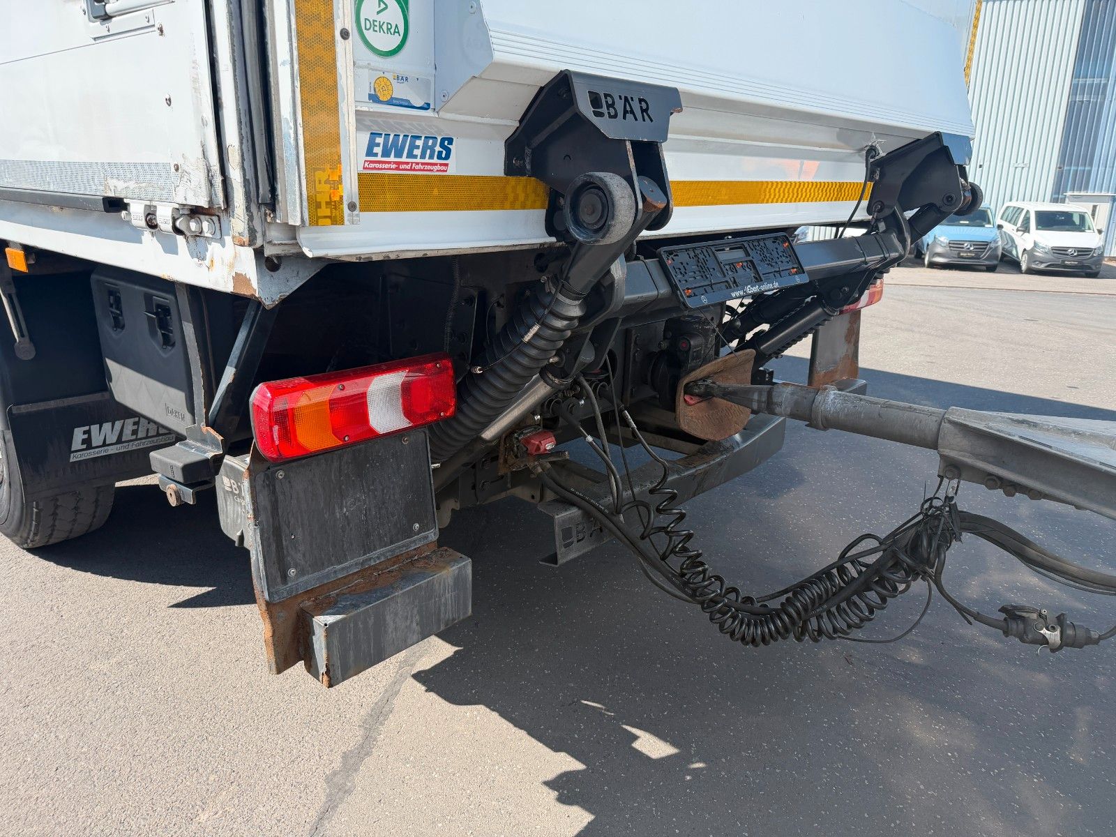 Fahrzeugabbildung Mercedes-Benz Antos 2543 L Schwenkwand LBW BÄR 2.500kg AHK