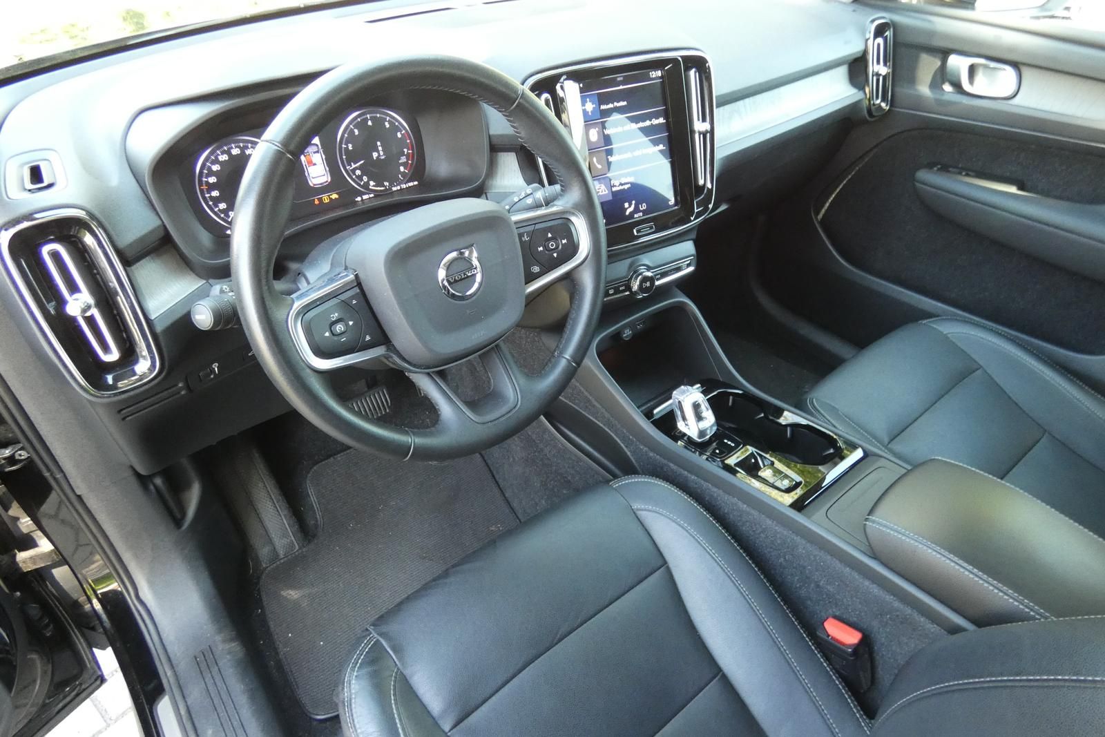 Volvo XC40 T3 Inscription #LEDER #DAB+ #AHZV #LED foto 11