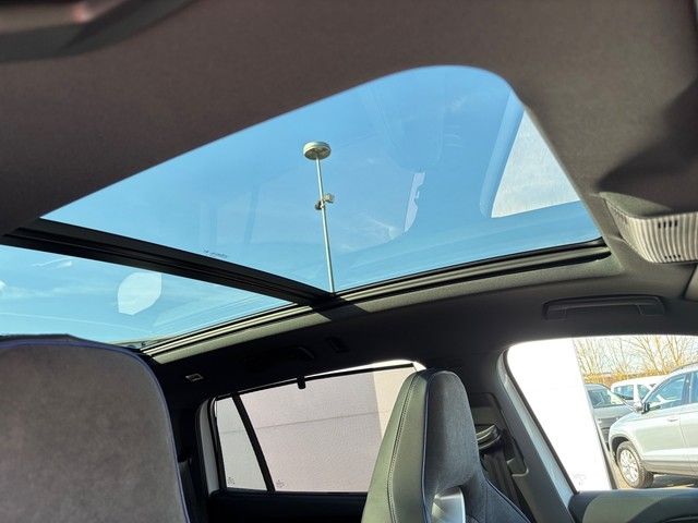 Fahrzeugabbildung Volkswagen Tayron 2.0TDI DSG 4M R-LINE AHK+PANO+STDHZG+20"+