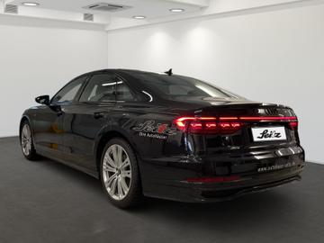 2025 AUDI A8 — фото 5