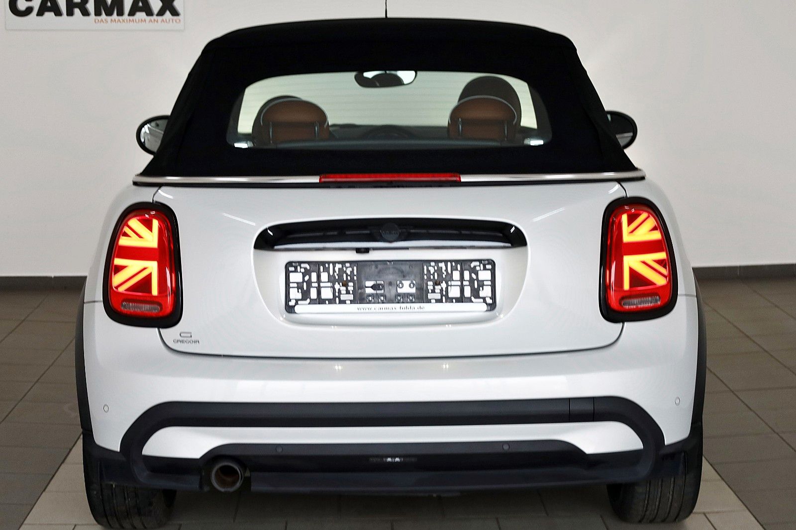 Fahrzeugabbildung MINI Cooper Cabrio Classic Trim,Leder,Navi,Kamera,HUD