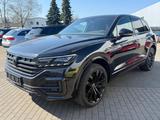 Volkswagen Touareg R Line BLACK 4Motion 3.0 V6 TDI /MATRIX/ - Volkswagen Touareg: Black