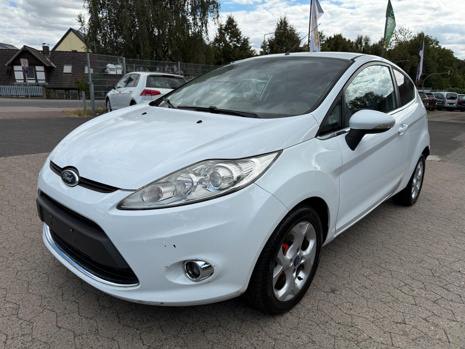 Ford Fiesta Titanium*KLIMA*TÜV NEU*PDC*