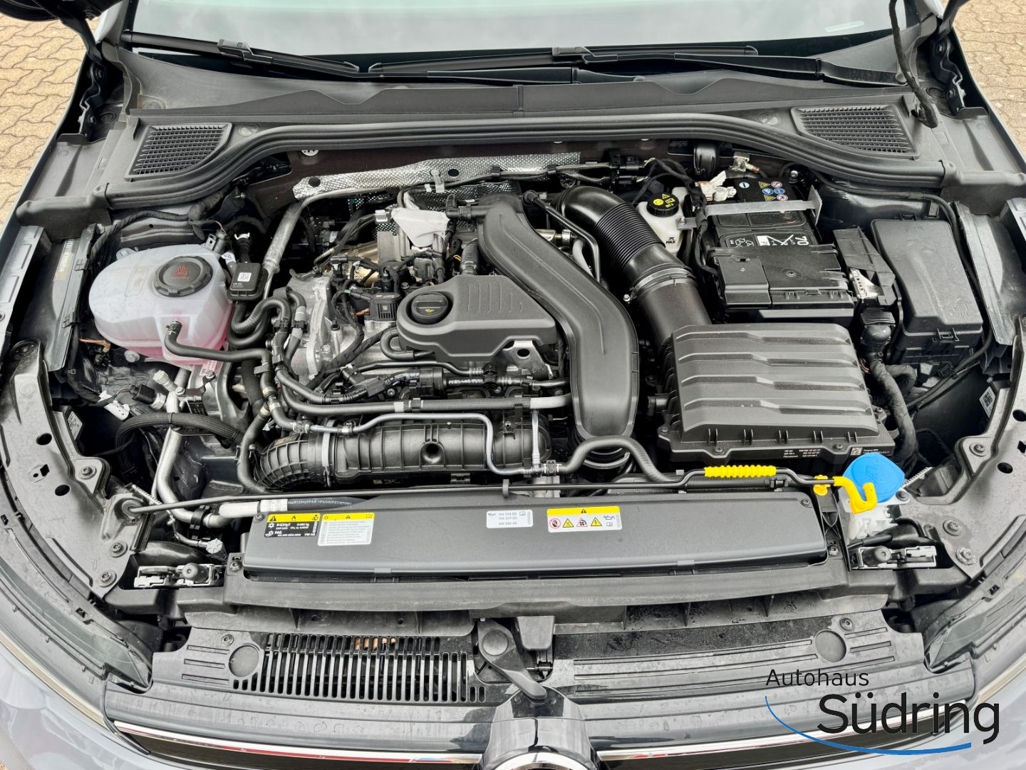 Golf 1,5 eTSI Energy DSG AHK Navi ACC Rückfahrk.
