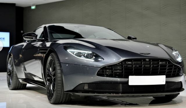 Aston Martin DB11 Coupe Neuwertig Deutsch| U-Frei| COC