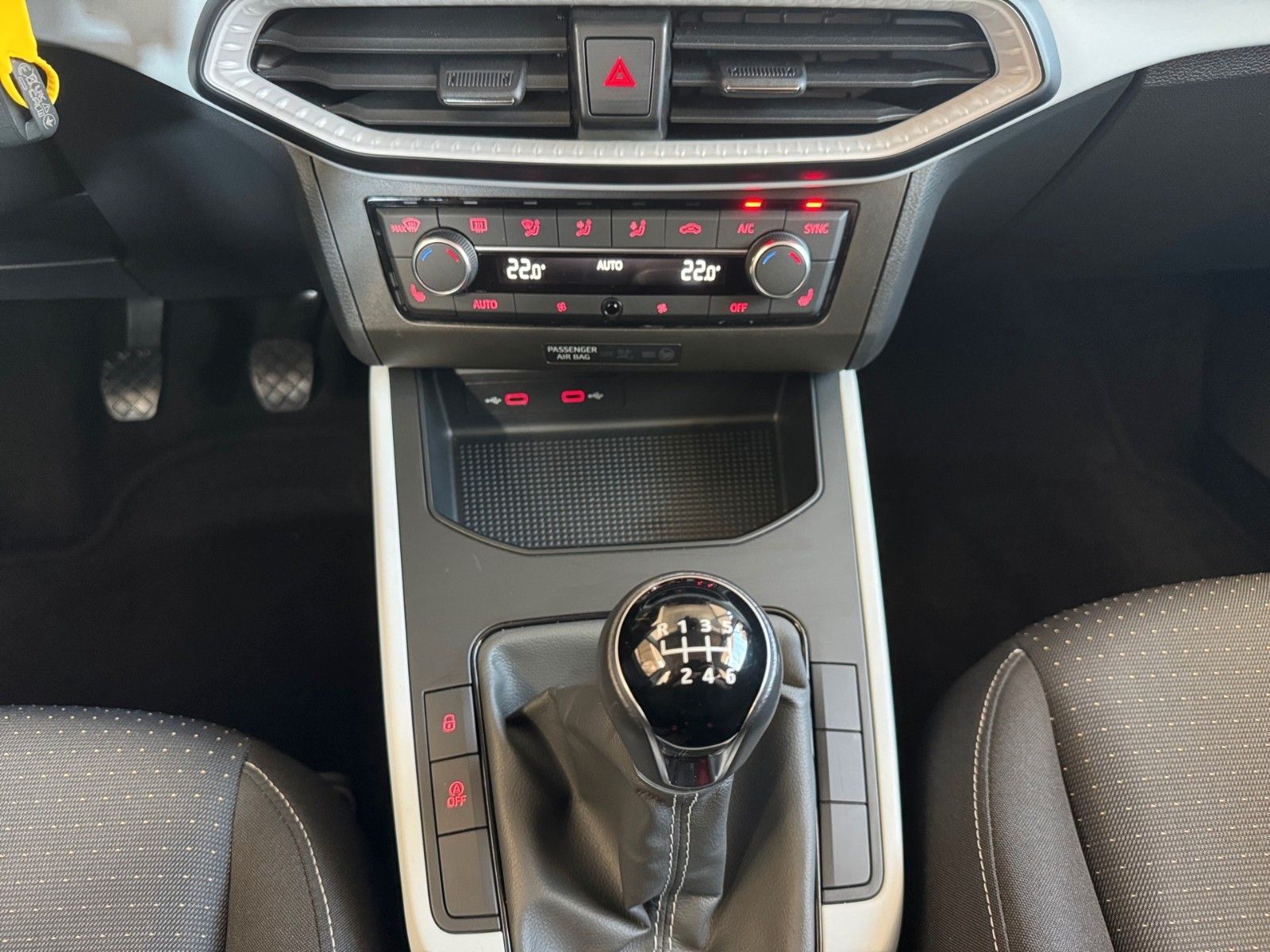 Fahrzeugabbildung SEAT Arona Style 1.0 TSI
