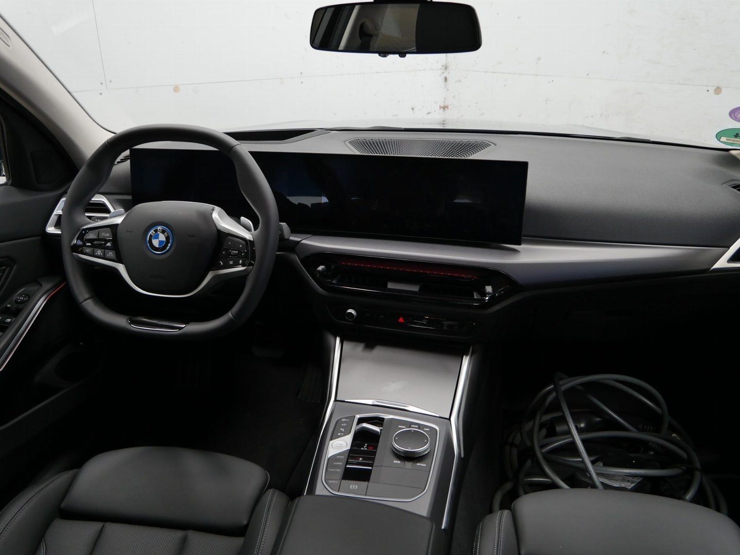 BMW 330 - Bild 6