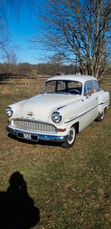 Opel Rekord Olympia - Opel Rekord mit Benzin-Antrieb