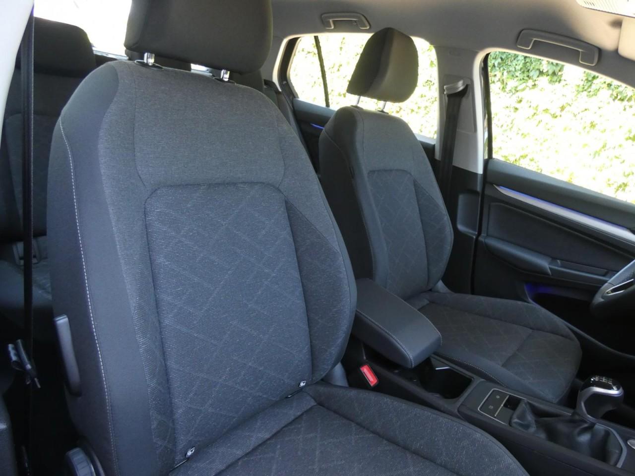 Volkswagen Golf VIII 2.0 TDI Life LED AHK SHZ PDC AppConnec, миниатюра 4