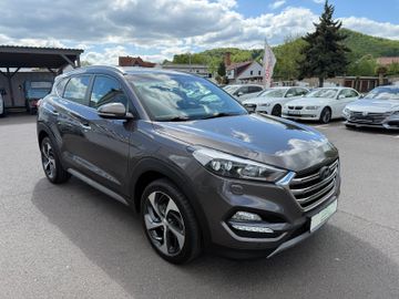 Hyundai Tucson Premium 4WD+Navi+Kamera+e.Heckkl.+SHZ+AHK