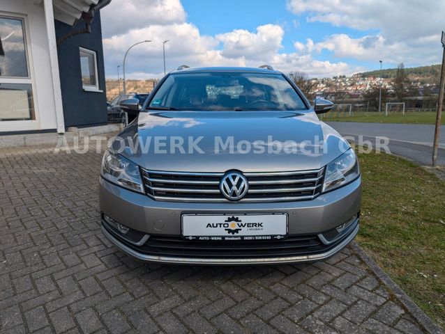 Volkswagen Passat Variant/Navi/Park Assist/Tempomat/Shz/Pdc