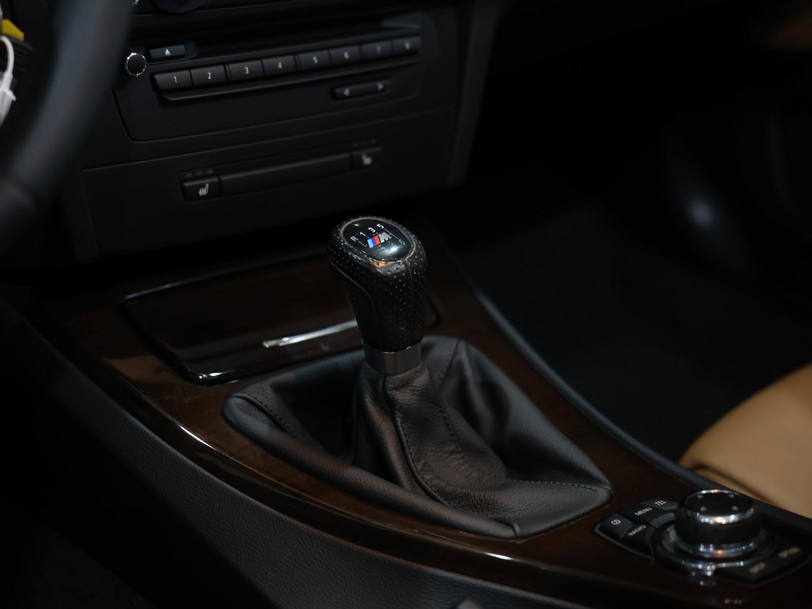 BMW 325i CABRIO SPORT SHADOW 1.HAND / BLACK & BROWN