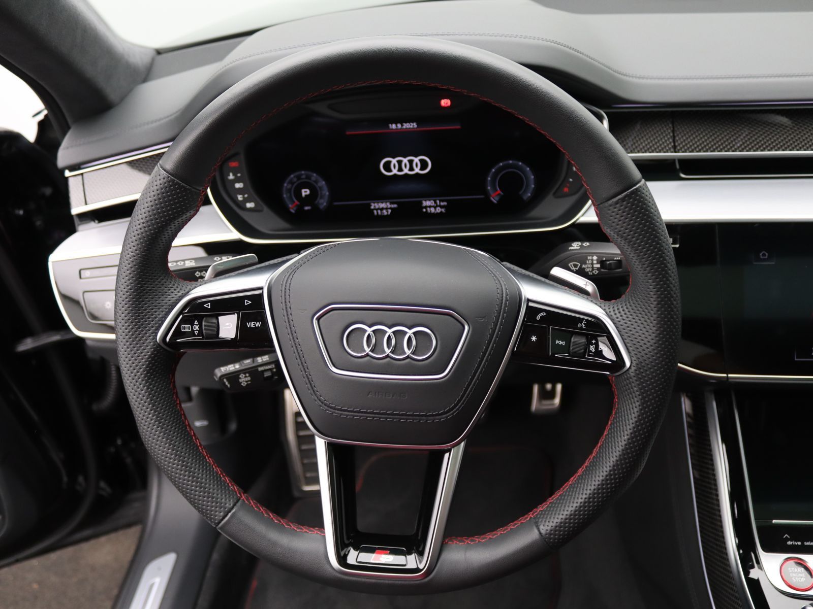 Audi S8 - Bild 14