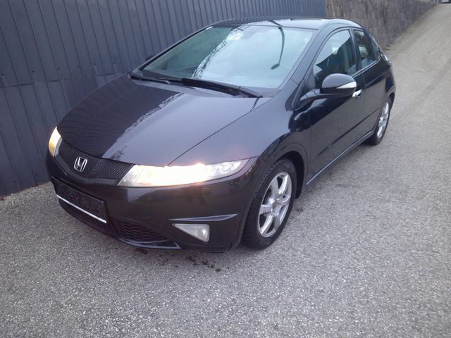 Honda Civic 1,8i GT