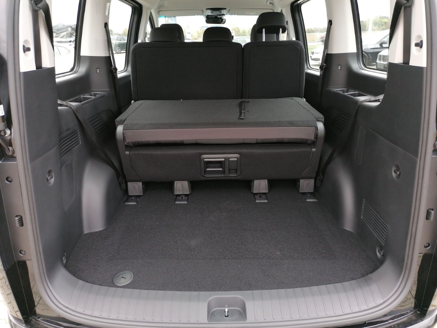 Hyundai Staria – Bild 25