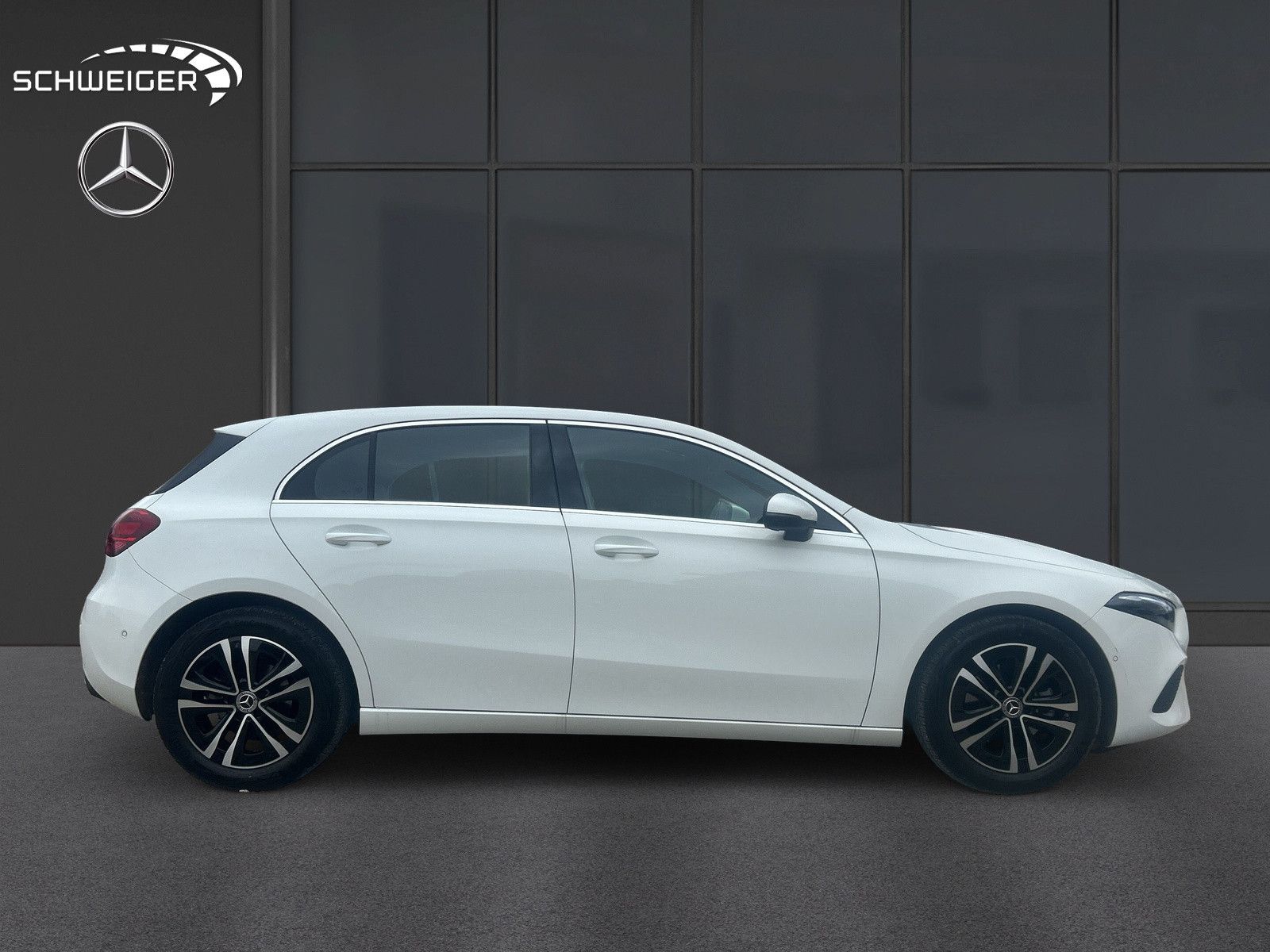 Mercedes-Benz A 180 dProgressive Line Advanced AHK NAVI Kamera foto 3