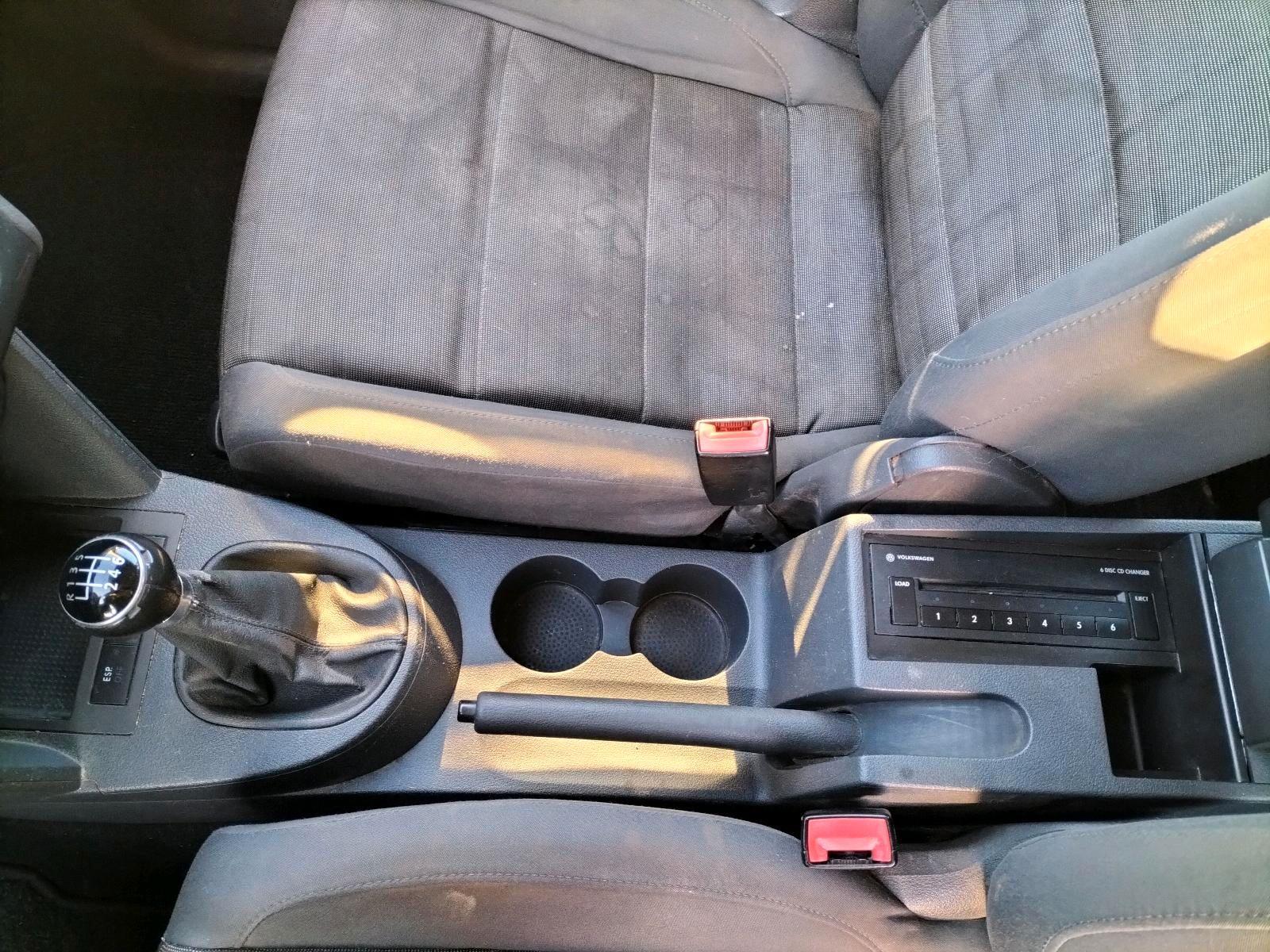 Volkswagen Touran 2006 — photo 11