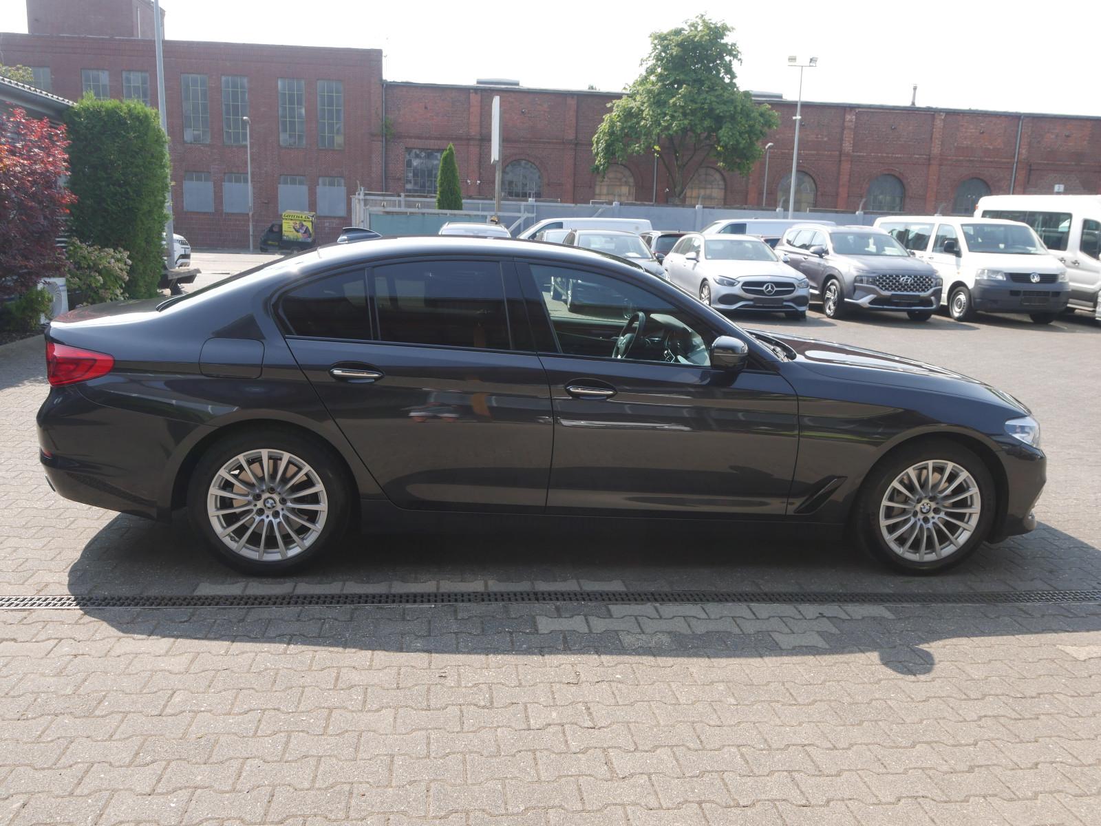 BMW 540i Limousine Sport Line Business Leder Navi