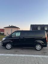 Ford Tourneo Custom Titanium - gebrauchte Ford Tourneo Custom aus dem Jahr 2022
