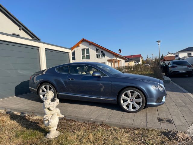 Bentley Continental GT V8  Automatik Sonderfarbe Tausch