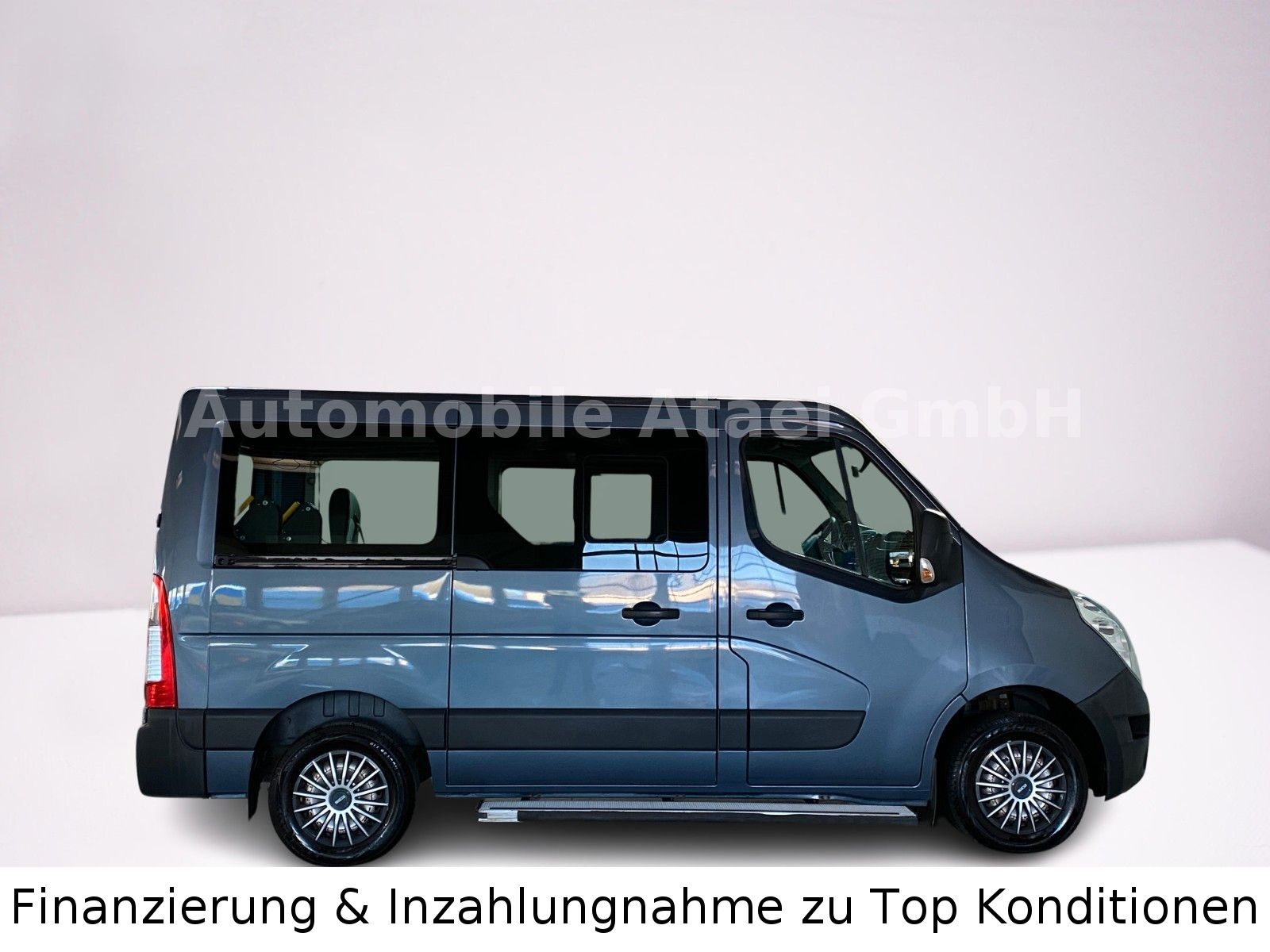 Fahrzeugabbildung Renault Master Automatik *Selbstfahrer* Rollstuhl-Lift