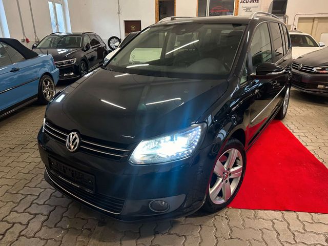 Volkswagen Touran 2.0*EXCLUSIVE*7-SITZE-PANO*STHD*AHK*KAM*