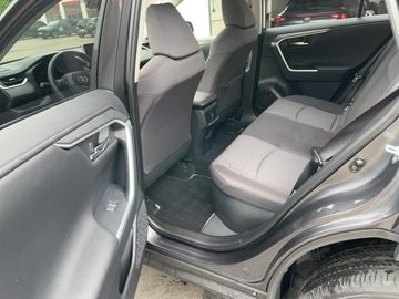 Toyota RAV 4 - 11