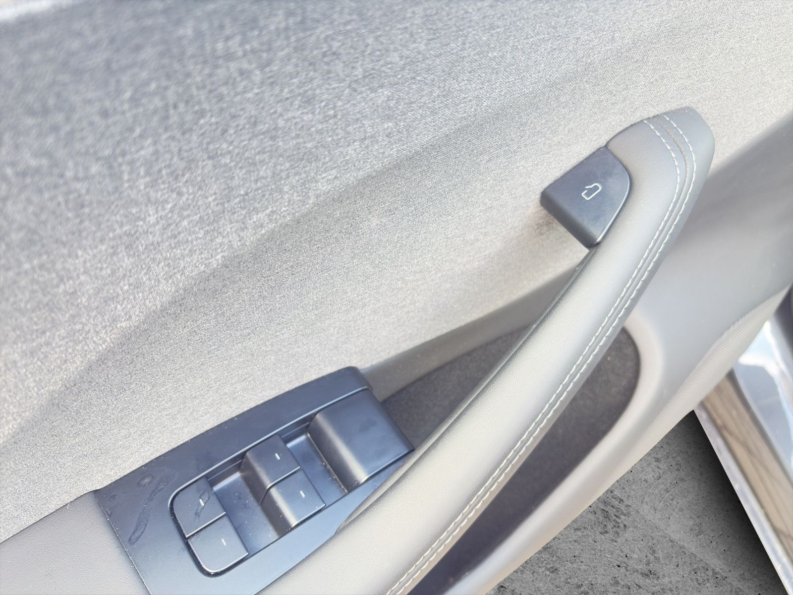 Fahrzeugabbildung Tesla Model 3 Long Range RWD/Keyless/ACC/Pano/Ambiente
