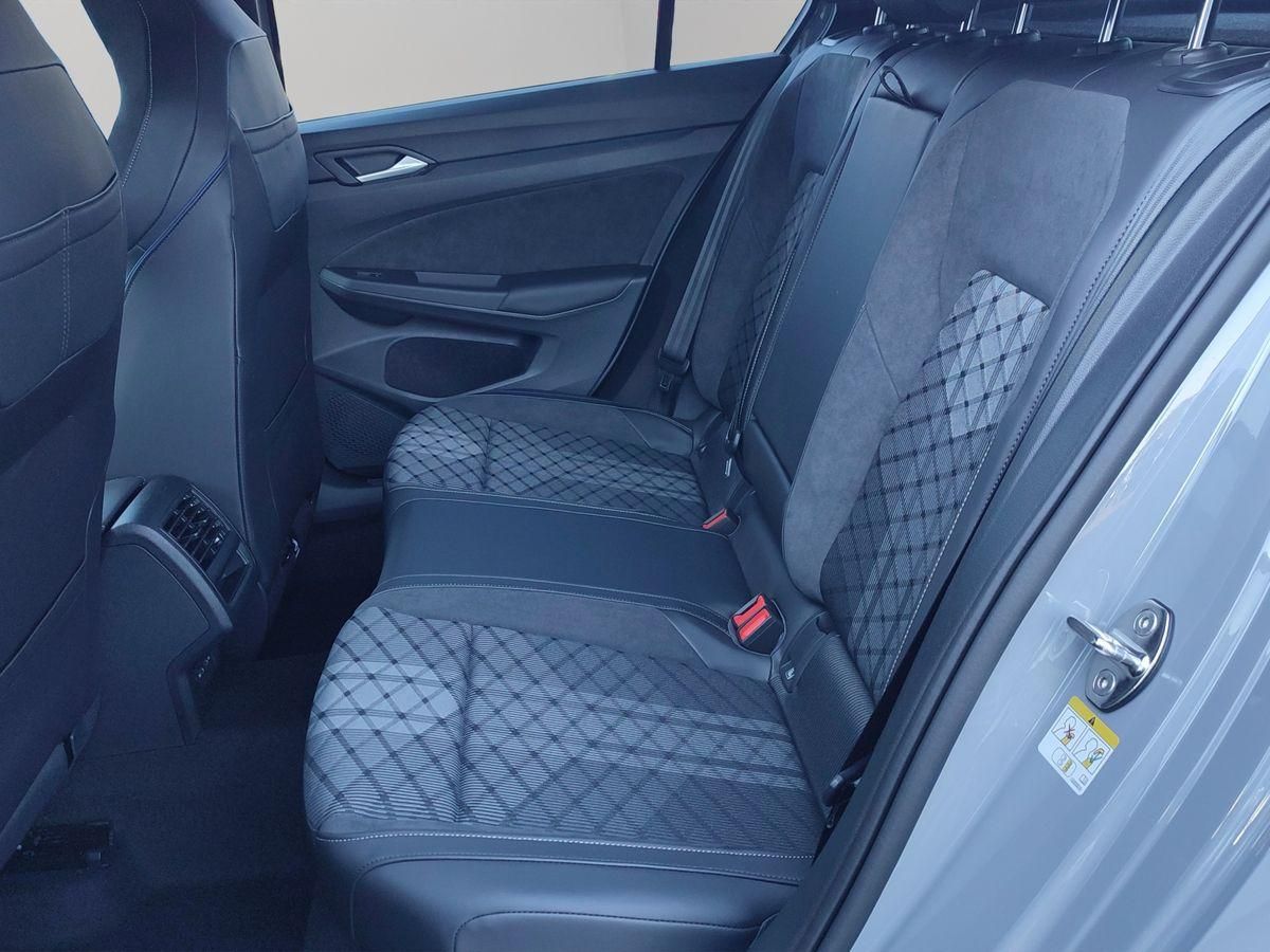 Volkswagen Golf - Bild 11