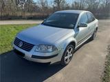 Volkswagen Passat 1.6 - gebrauchte VW Passat aus dem Jahr 2003