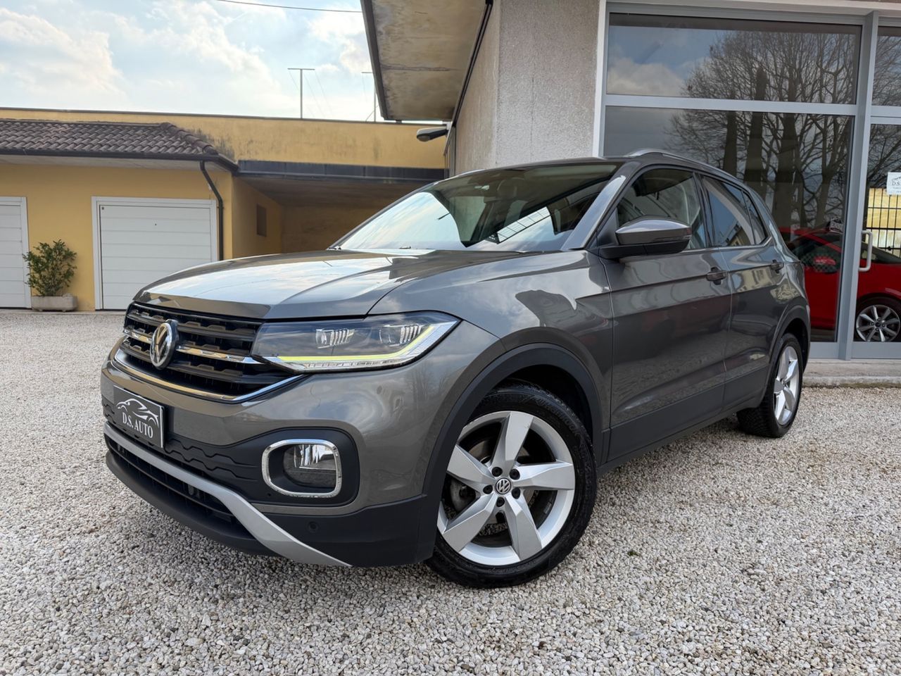 VW Volkswagen T-Cross 1.6 TDI FULL OPTIONAL OK Neop