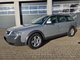 Audi A6 ALLROAD 2,5 TDI Autom*Xenon*Luft*N... - Audi A6 aus 2002: Kombi