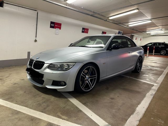 BMW 330d E93 Cabrio